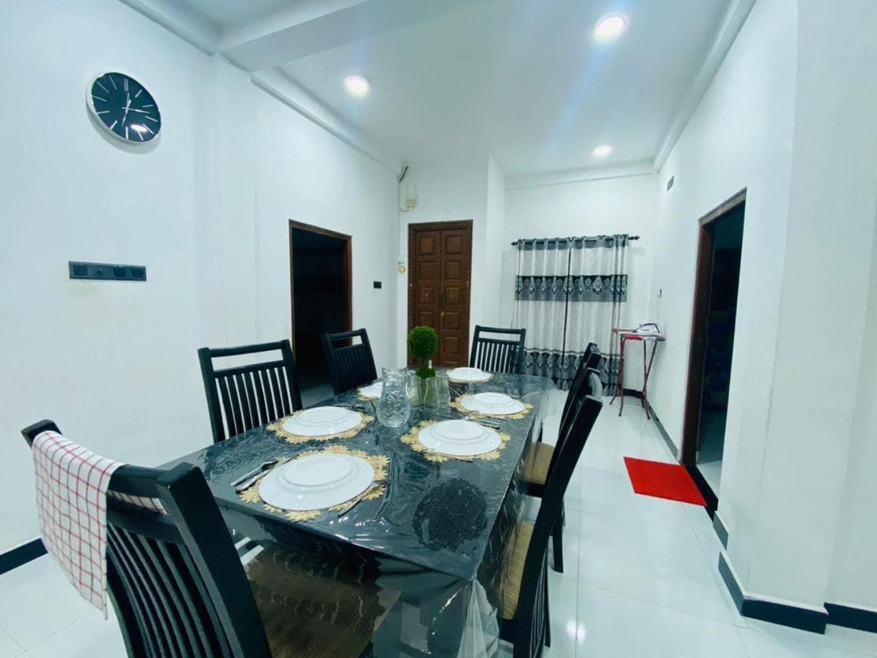 Lalitha Holiday Inn Jaffna Luaran gambar