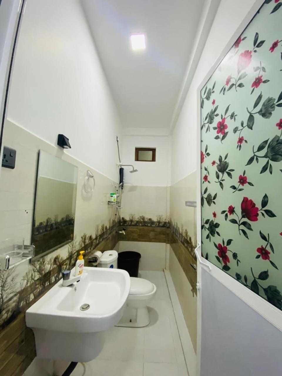 Lalitha Holiday Inn Jaffna Luaran gambar
