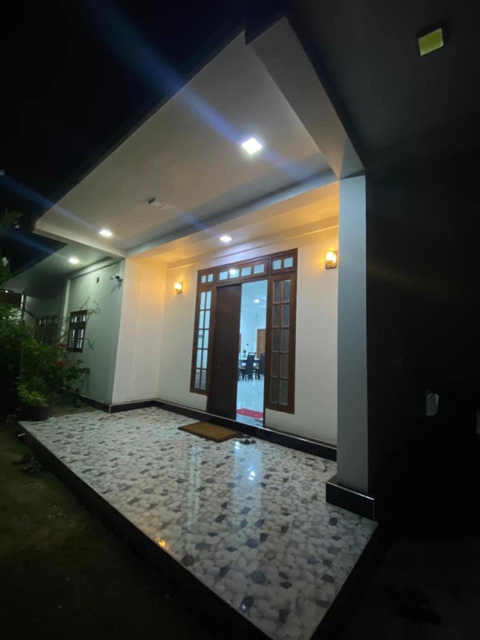 Lalitha Holiday Inn Jaffna Luaran gambar
